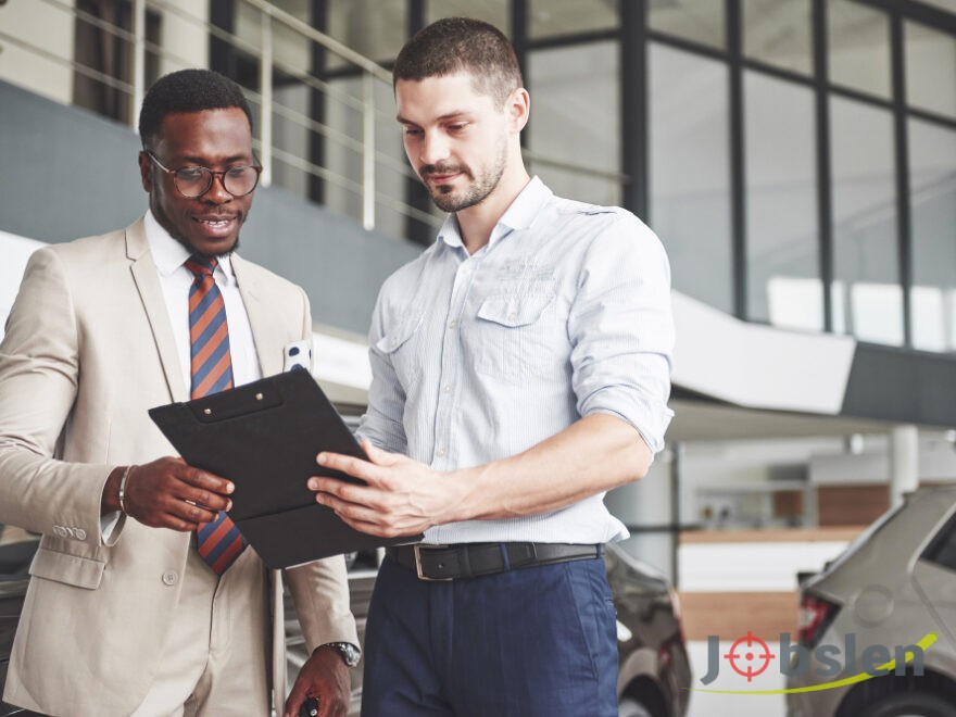 تبحث شركة شانجان للسيارات عن مستشار مبيعات